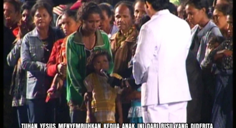 Gallery Kesaksian 21 2_anak_bisu_sejak_lahir_disembuhkan