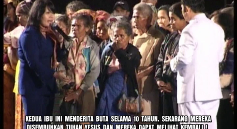 Gallery Kesaksian 24 2_ibu_buta_10_thn_disembuhkan
