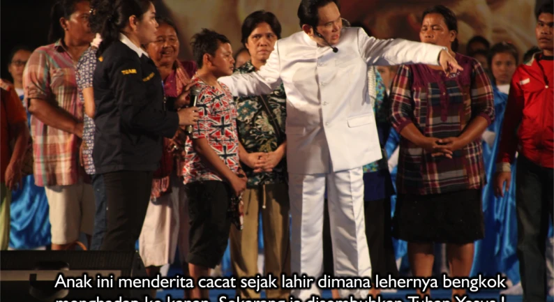 Gallery Kesaksian 4 cacat_lahir_leher_hanya_bisa_hadap_kanan_kkr_medan