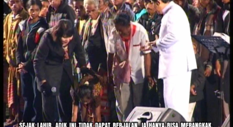 Gallery Kesaksian 78 merangkak_sejak_lahir_disembuhkan