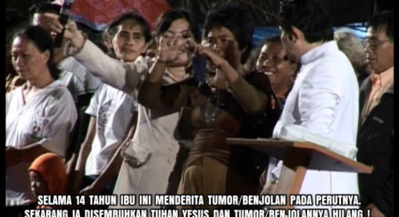 Gallery Kesaksian 107 tumor_pd_perut_14_thn_disembuhkan